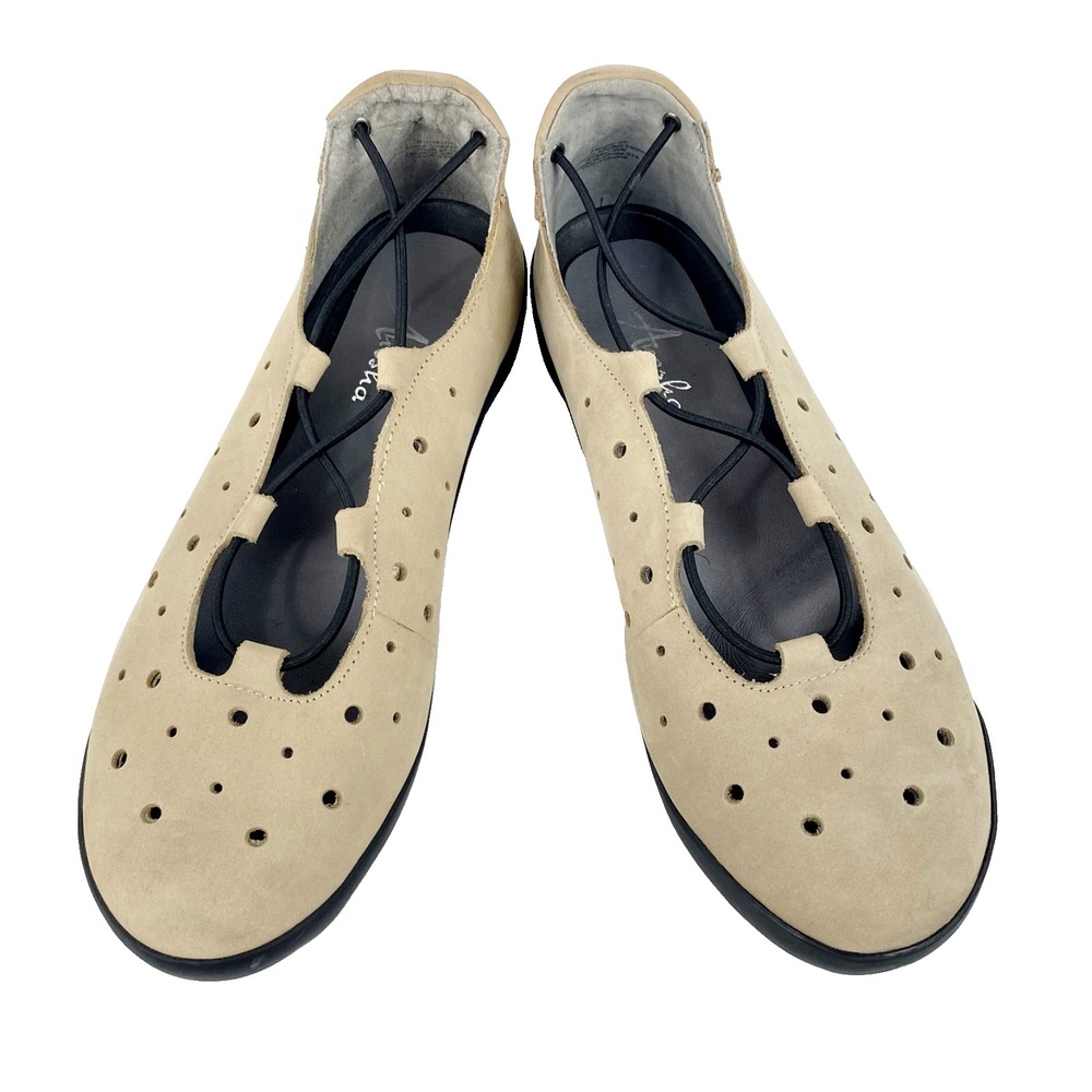Anesha Nubuck Leather Flats Womens 8.5 "Bungee" Taupe Slip On Loafers Shoes Fine